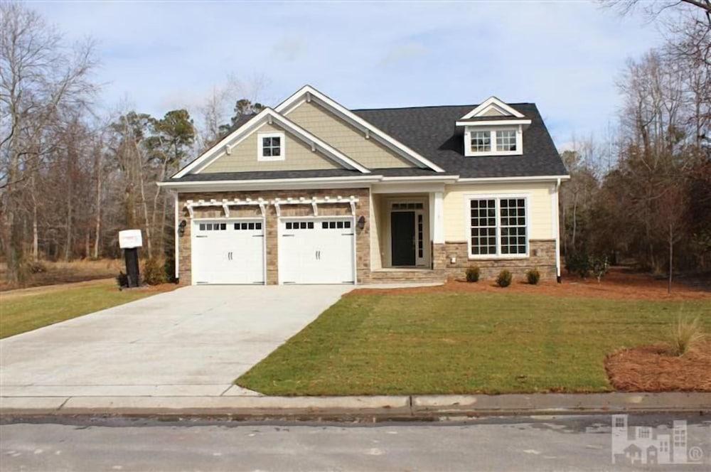 The Village at RiverLanding photo 49