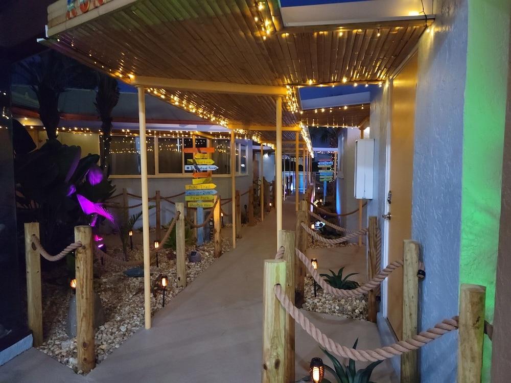 Kon Tiki Inn photo 22
