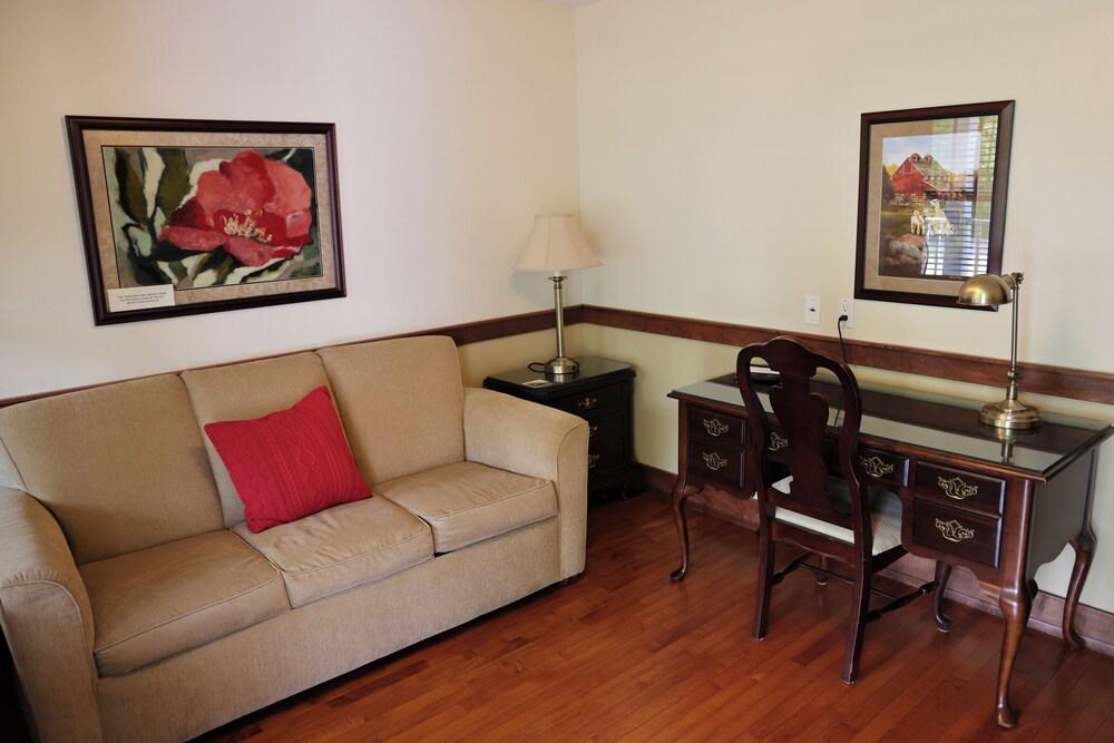 The Liberty Lodge at Sister Bay photo 48