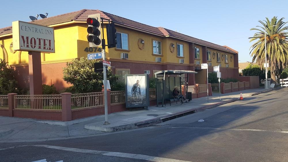 Central Inn Motel on 41 Street photo 17