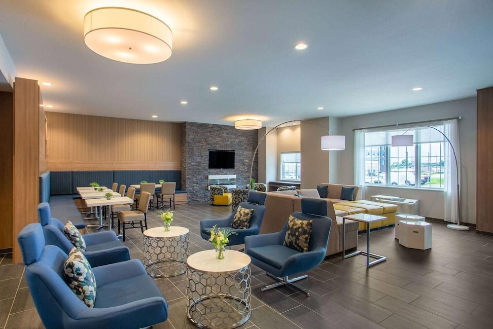 Microtel Inn & Suites by Wyndham Liberty/NE Kansas City Area photo 4
