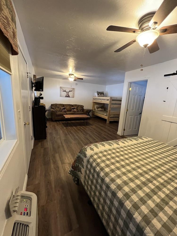 South Fork Junction Lodge & RV Park photo 5