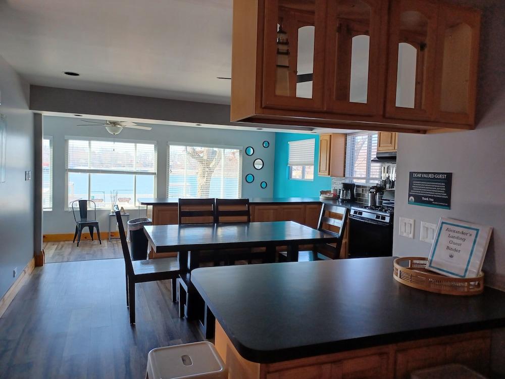 Alexanders Landing photo 39