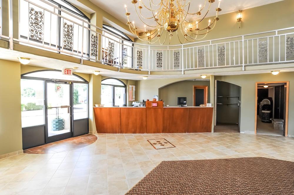 Americana Inn photo 21