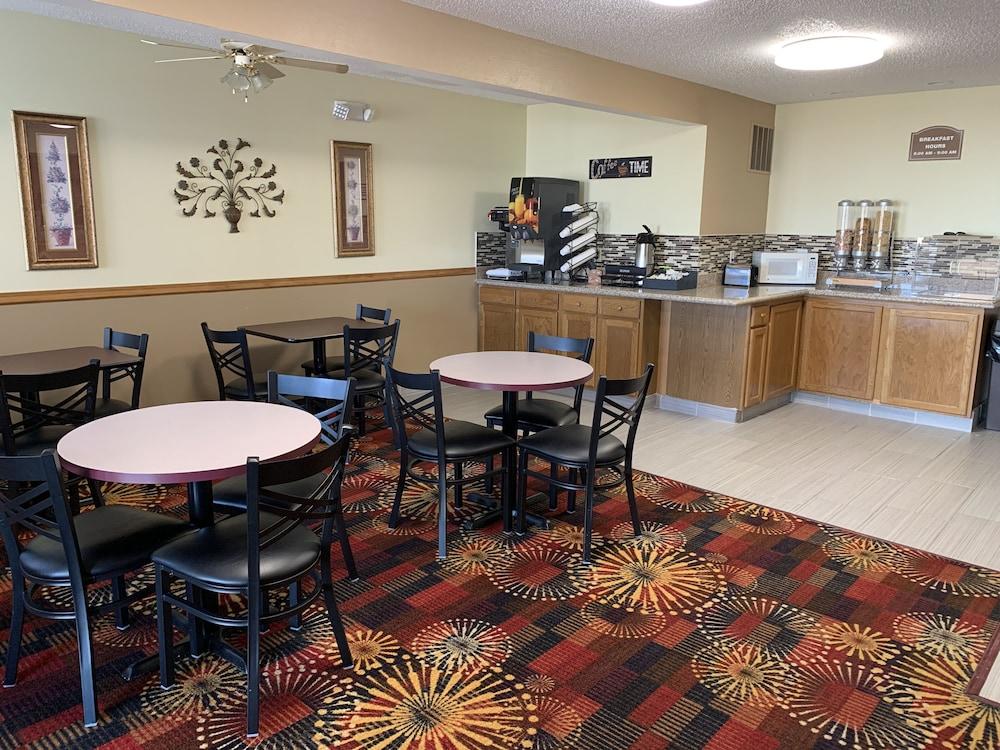 Budgetinn & Suites photo 25