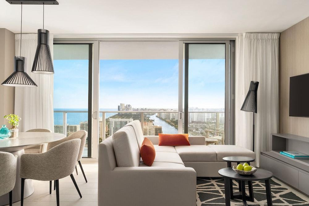 Hyde Beach House photo 20