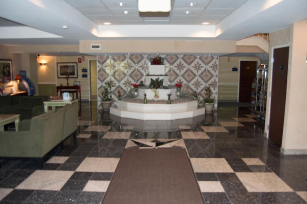 Aderi Hotel Niantic photo 2