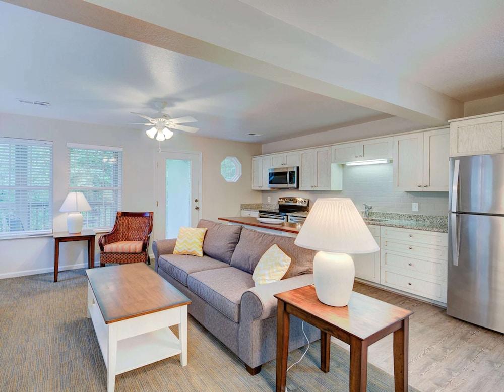 Hilton Vacation Club Beachwoods Kitty Hawk photo 12