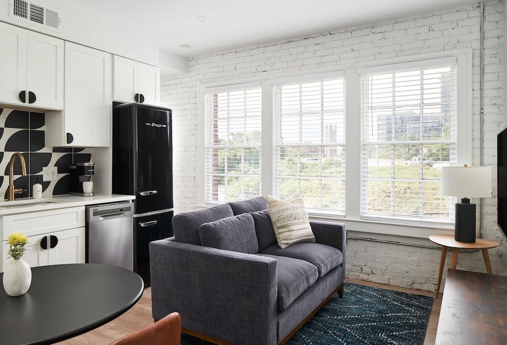 Kasa Studio Revival Atlanta photo 45
