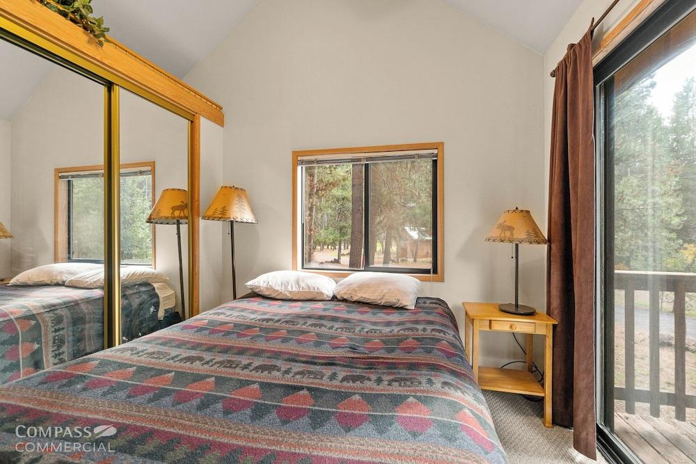 Willamette Pass Inn Chalets photo 6