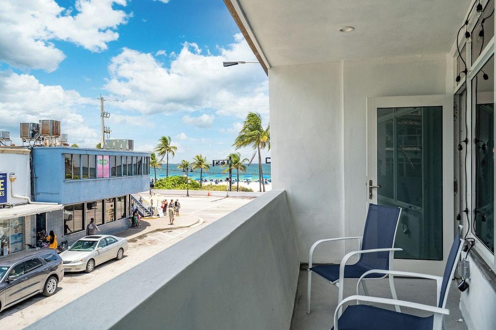 BeachSide 9th Residences photo 67