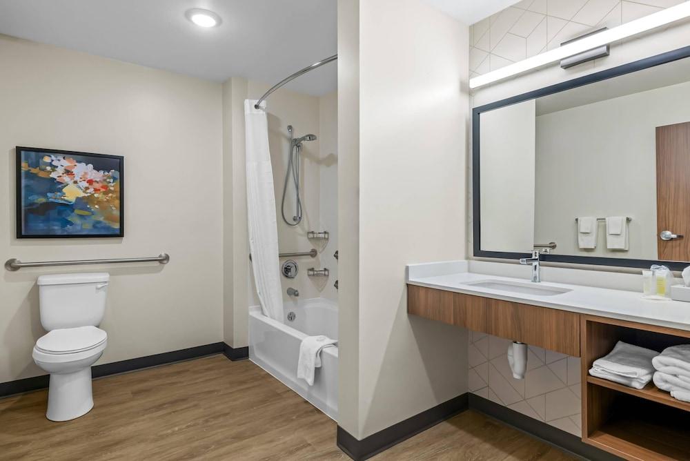 Everhome Suites Rochester Greece photo 36