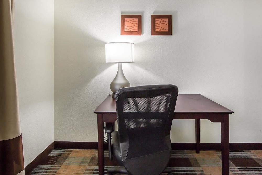 Comfort Inn Lexington South photo 11