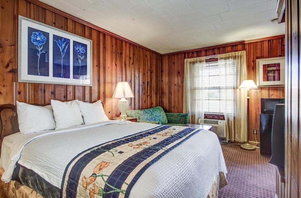 Potomac River Motel photo 22