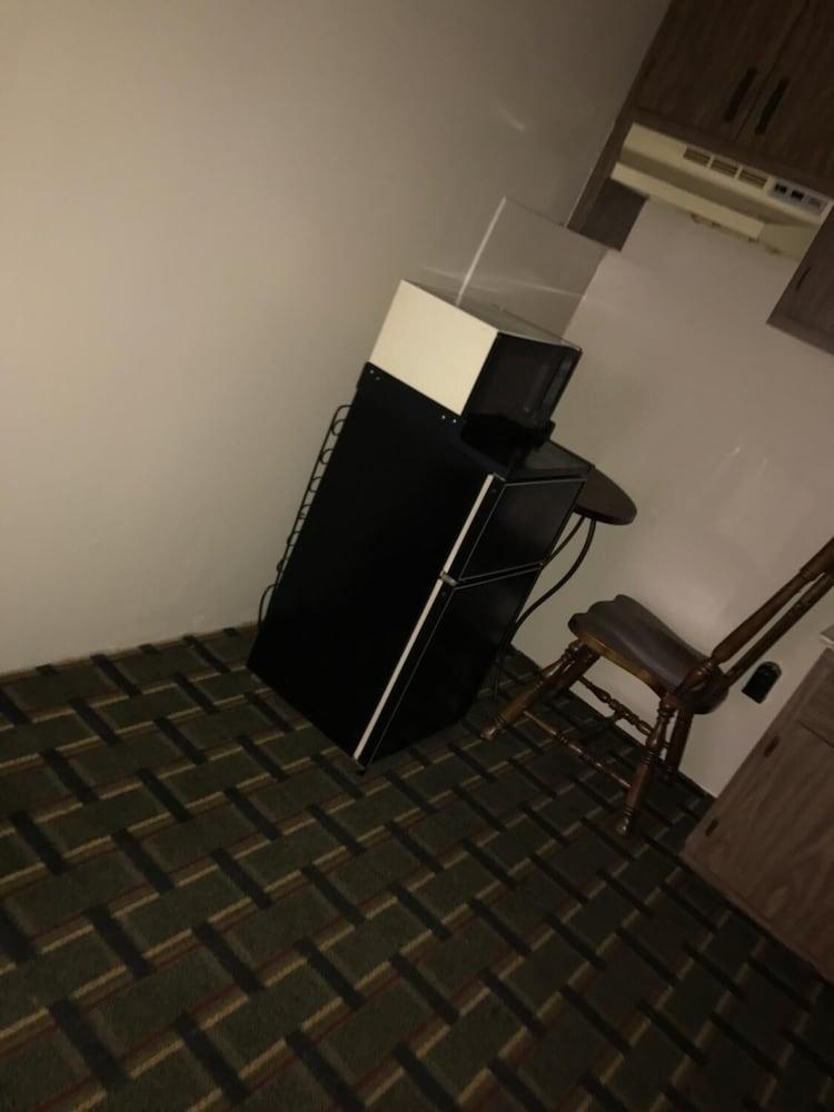 Park n Stay Inn photo 18