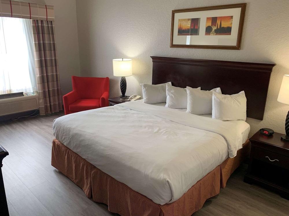 Country Inn & Suites by Radisson, Jacksonville West, FL photo 48