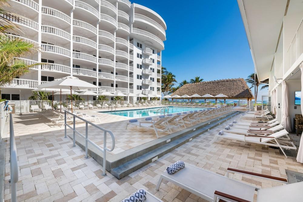 Beachcomber Resort & Club photo 3