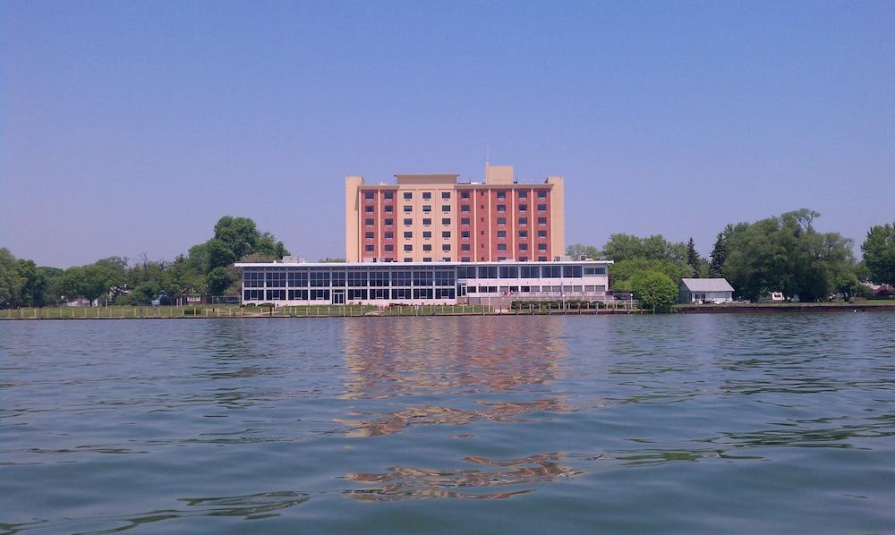 Crowne Plaza Niagara Falls NY Riverside by IHG photo 11