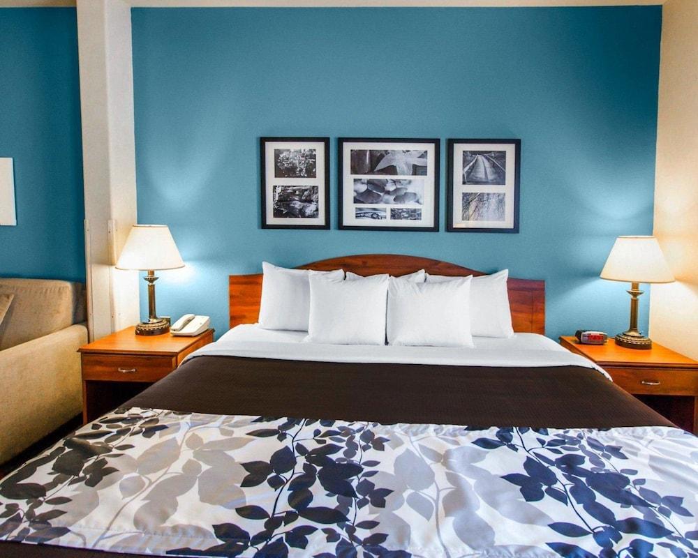 Sleep Inn & Suites Evansville - Casper photo 13