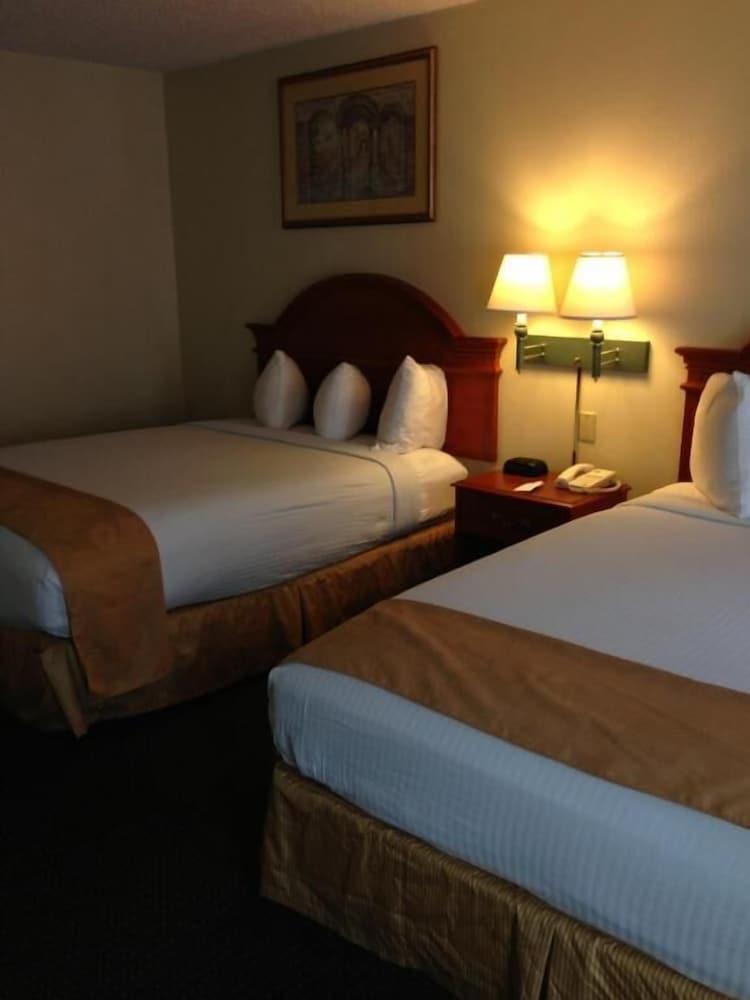 Barcelona Suites photo 12