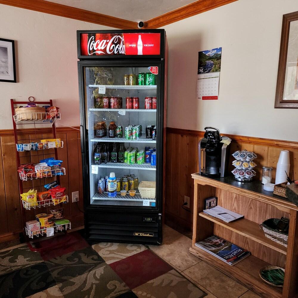 Canyon Motel photo 5