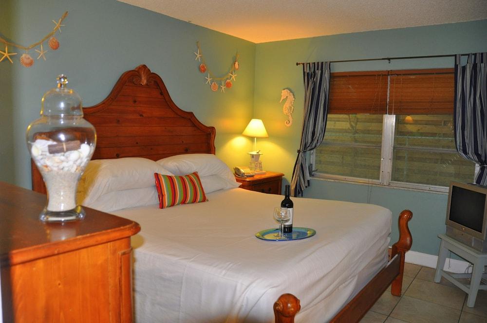 Lido Islander Inn photo 15