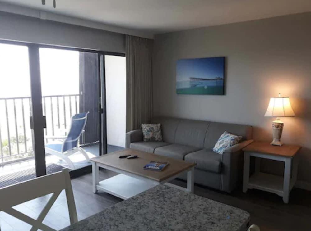 Surf Suites photo 5