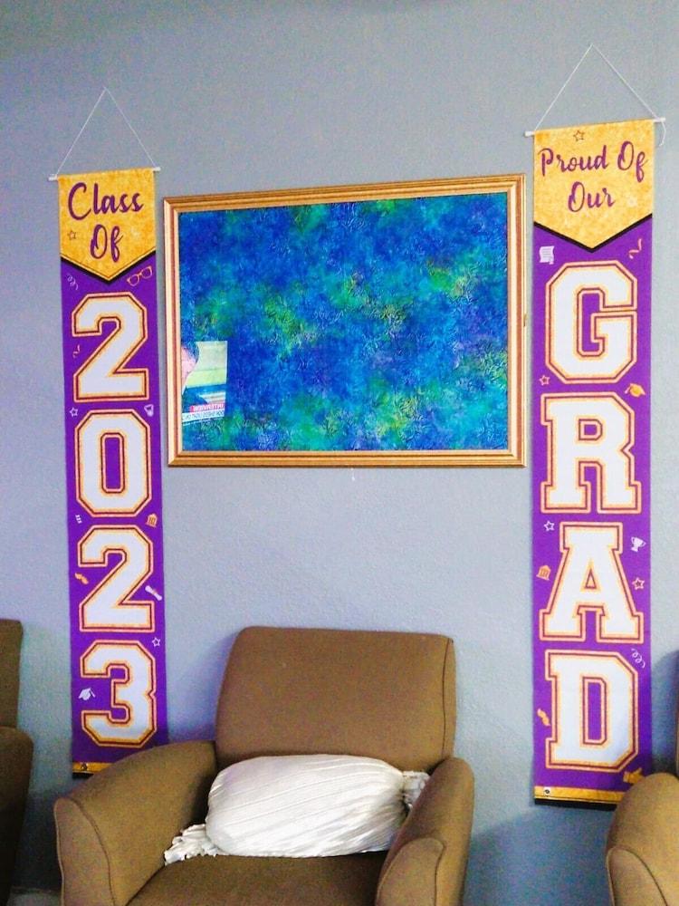 Grand View Plaza Inn & Suites photo 3