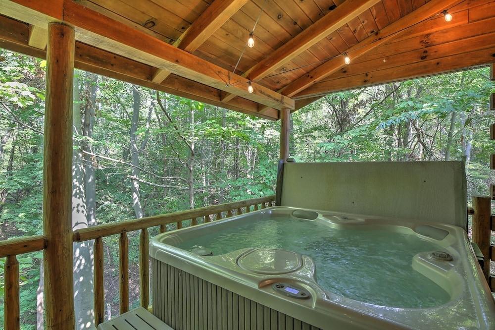 Cricket Hill Lodge & Cabins photo 10
