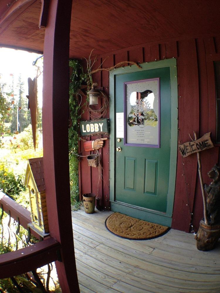The Meadowlark Inn photo 31