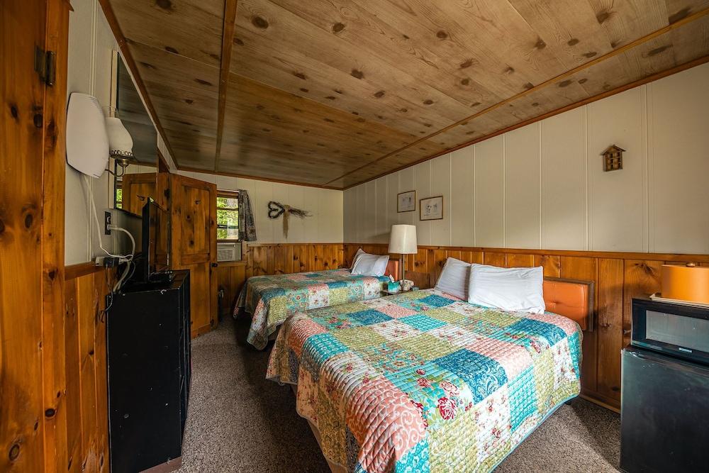 Park Motel and Cabins photo 23