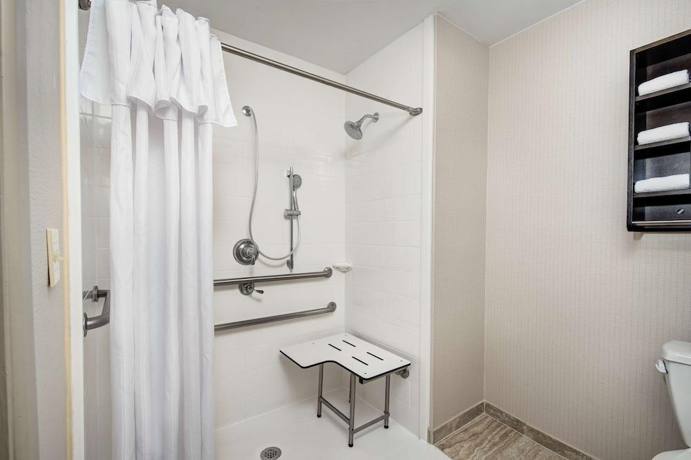 Homewood Suites by Hilton Austin-South/Airport photo 6