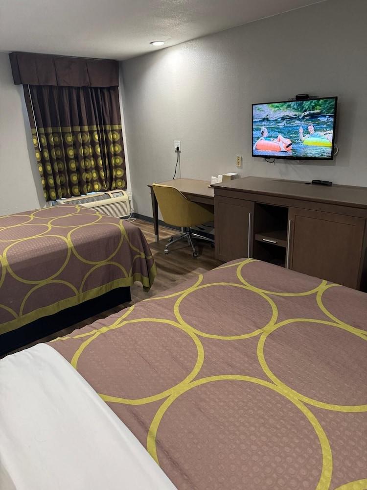 Executive Inn and Suites Baker photo 10
