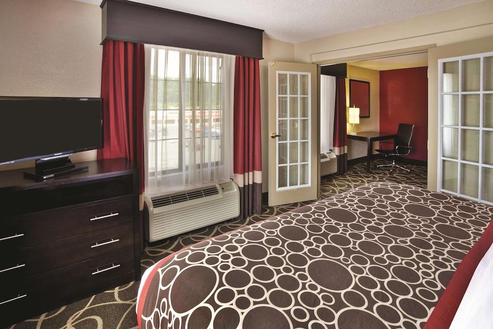 La Quinta Inn & Suites Summersville / New River National Park photo 24