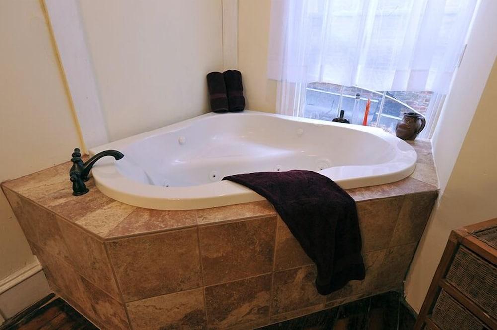 Hall House Hotel photo 17
