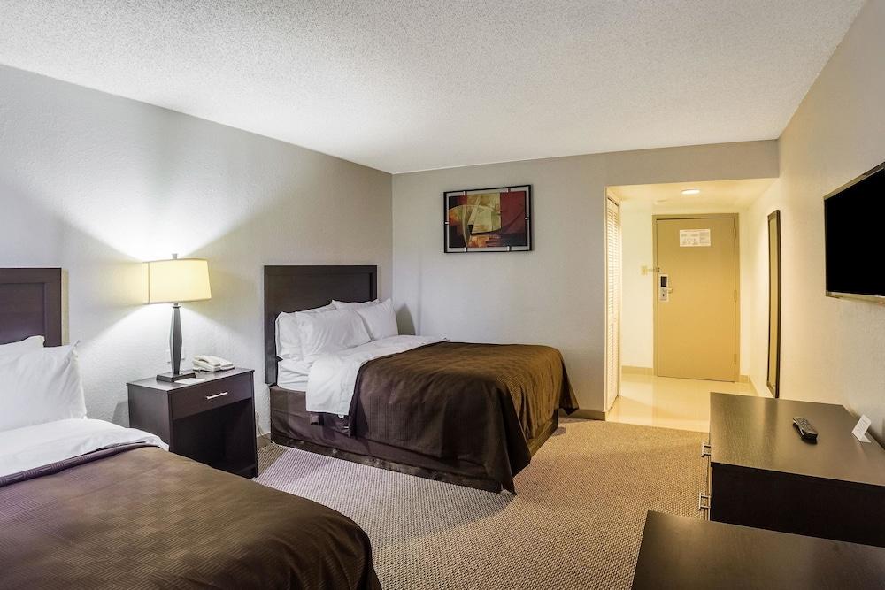 Clarion Inn near McAllen Airport photo 18