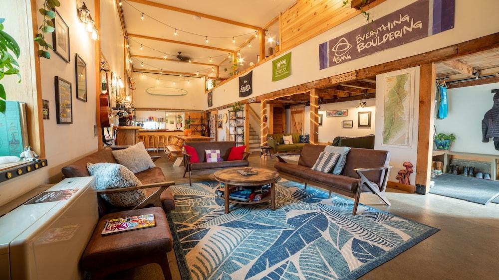Barn Door Hostel photo 5