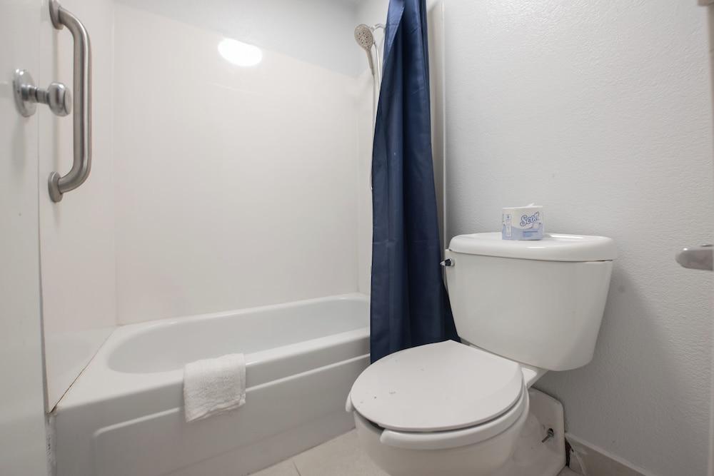 Boardwalk Suites Baton Rouge photo 10