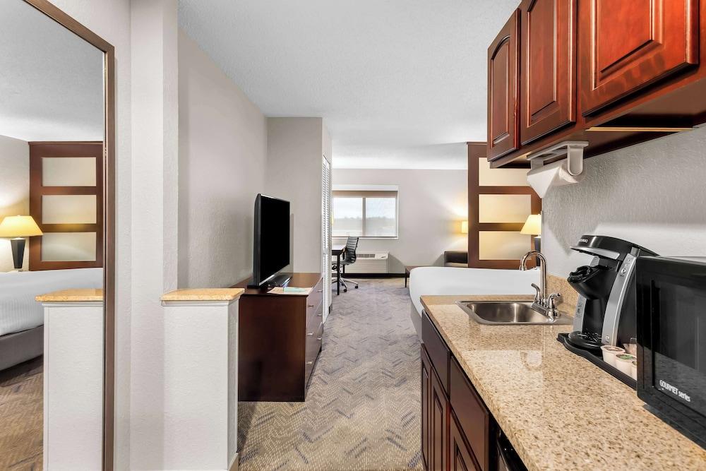 Best Western Oswego Hotel photo 22