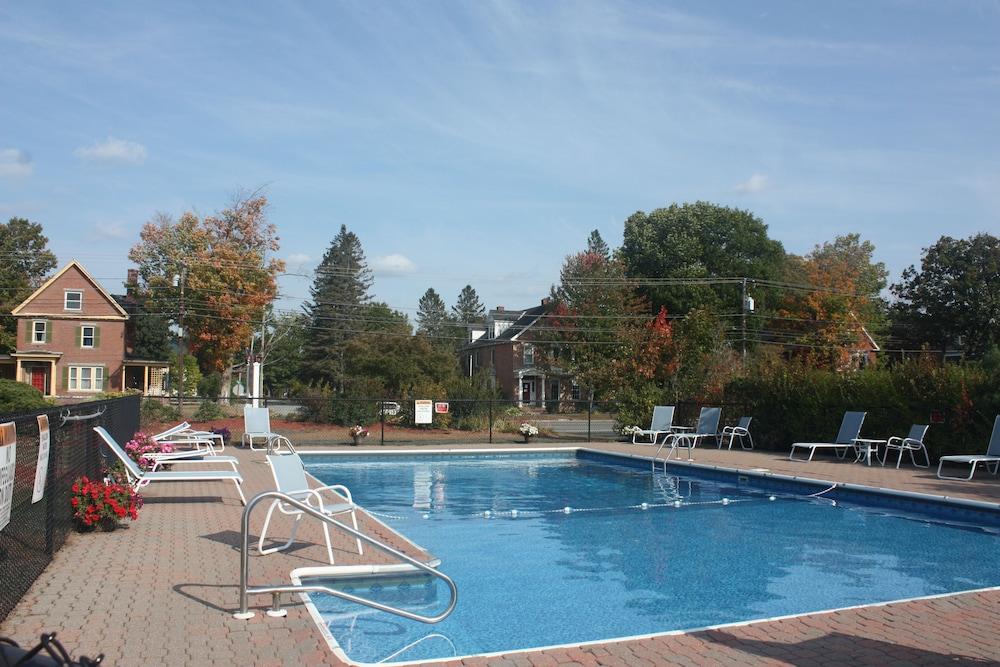 The Towne Motel photo 71