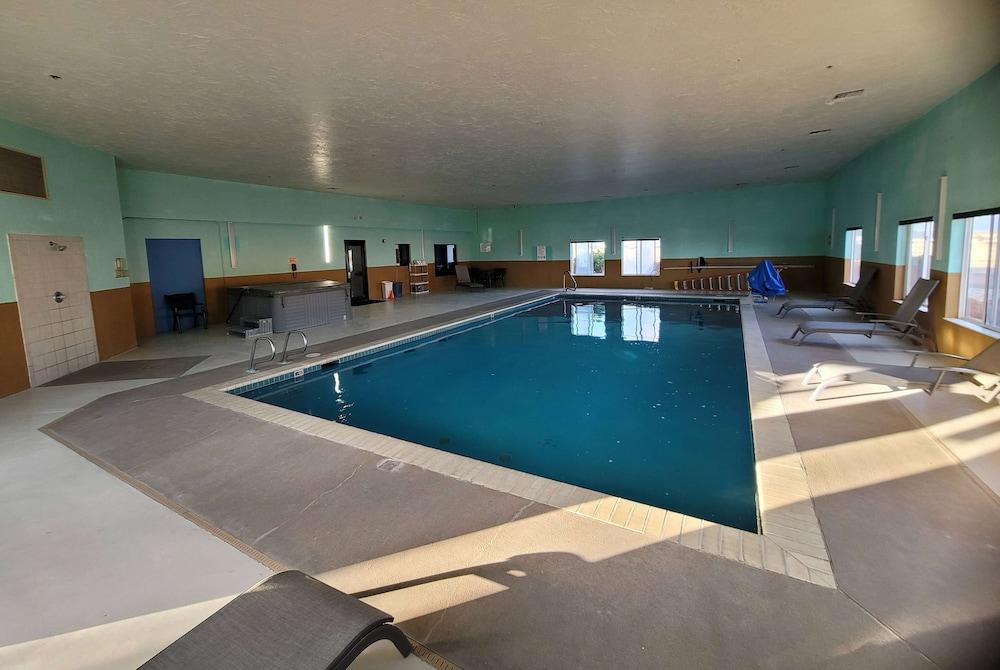 Baymont by Wyndham Limon photo 9