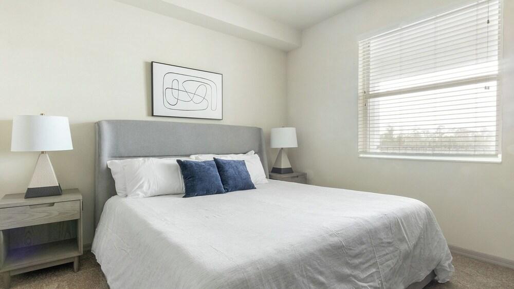 The Vistas At Eastwood Apartments By Barsala photo 8