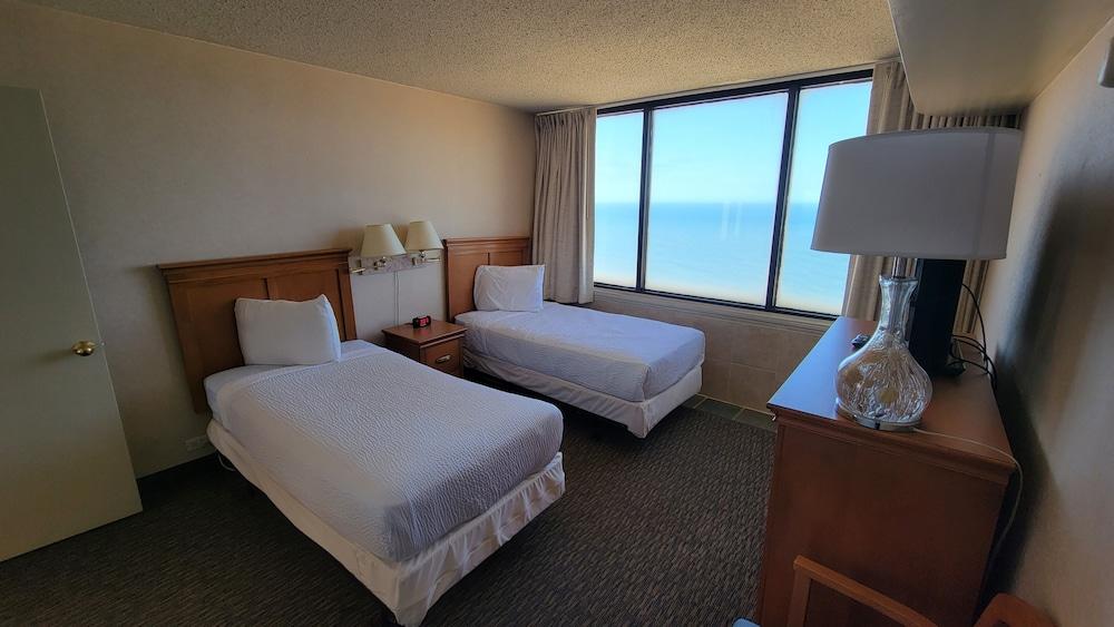 Four Sails Resort photo 7