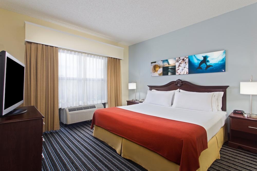 Holiday Inn Express Hotel & Suites Clearwater North-Dunedin by IHG photo 4