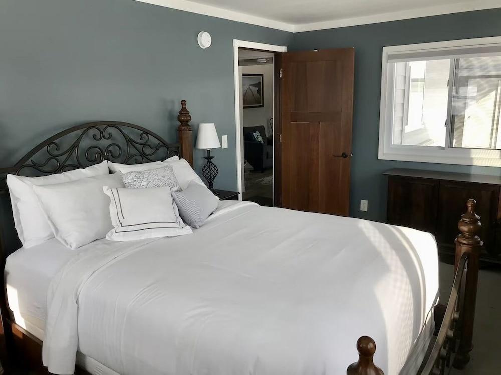 Aqua Aire Inn & Suites photo 5
