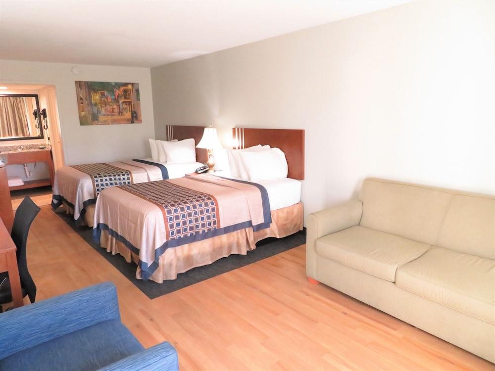 The Smart Stay Inn photo 47