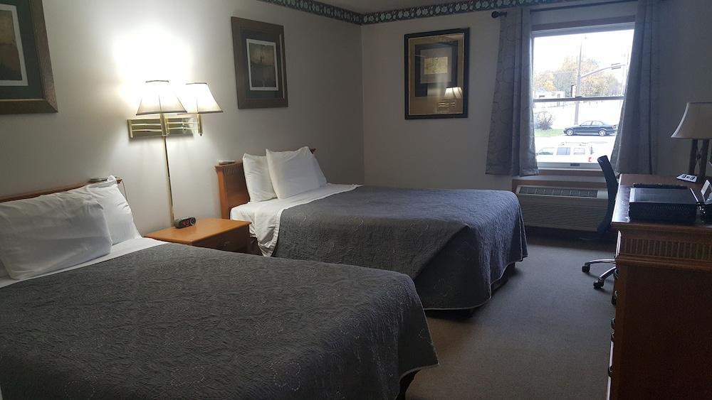 Amerivu Inn And Suites New Richmond photo 21