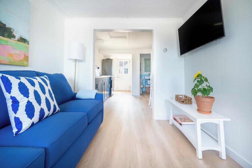 Marina Bay Cottages photo 29