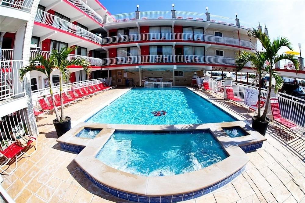 Matador Oceanfront Resort photo 19