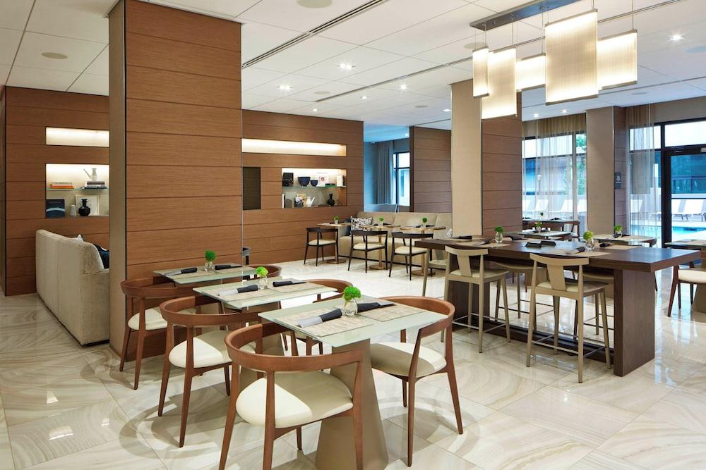 AC Hotel by Marriott Atlanta Downtown photo 53